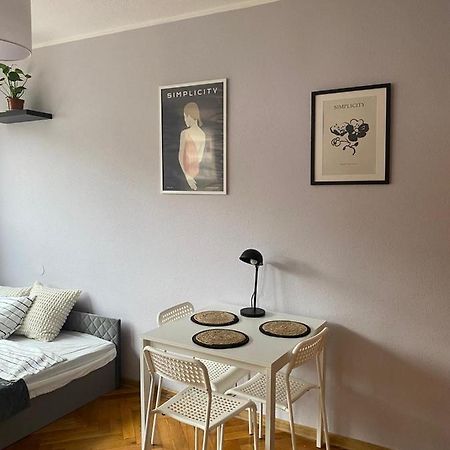 Appartement Night Host Matejki 4 Free Parking à Bytom Extérieur photo