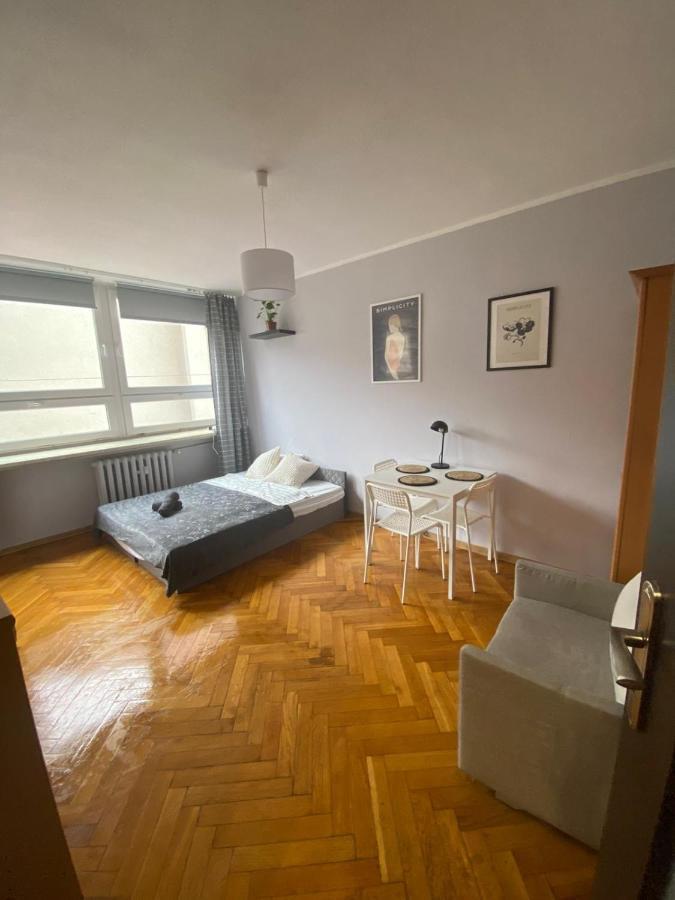 Appartement Night Host Matejki 4 Free Parking à Bytom Extérieur photo