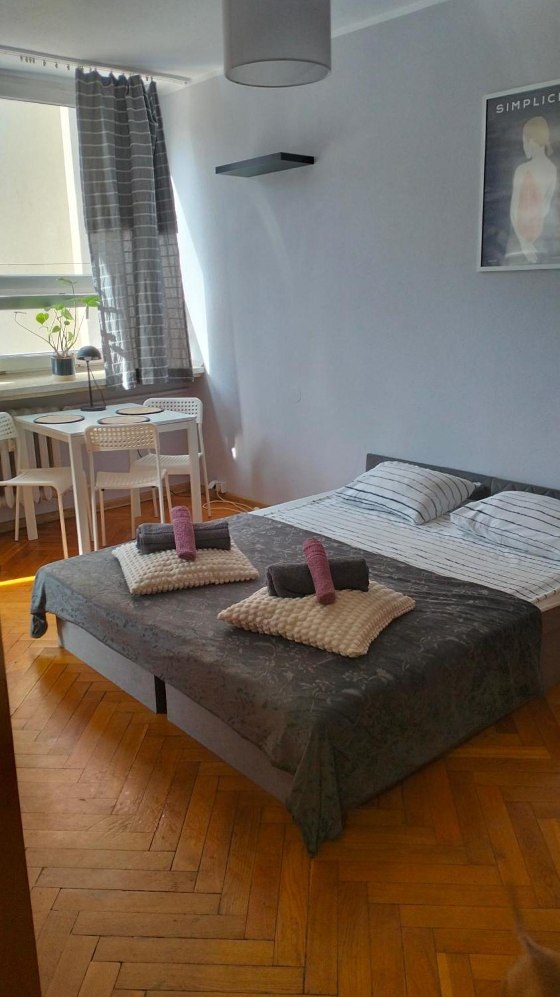 Appartement Night Host Matejki 4 Free Parking à Bytom Extérieur photo
